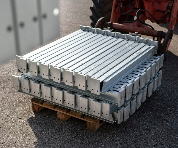 Kragarmregal gebraucht 3500x1000 Kragarme 600x500px - Kragarmregal f&uuml;r Aluminiumprofile