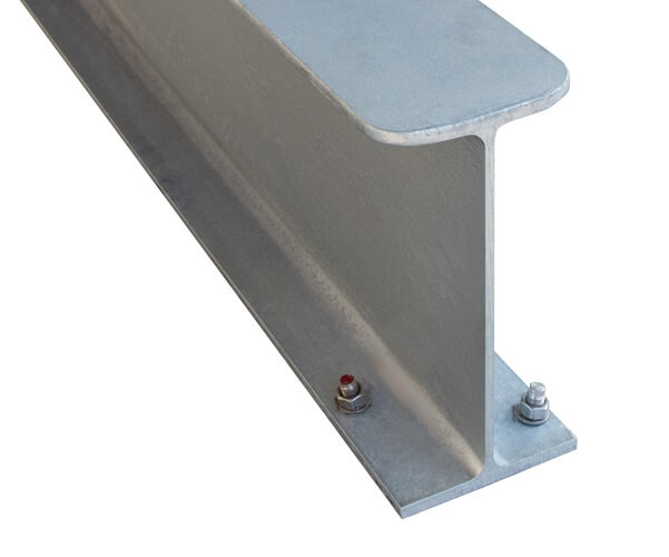 kragarmrega-einseitig-feuerverzinkt-reifenschutz